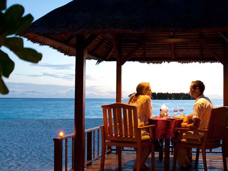 enjoy and relax with eye-catching views of the sea