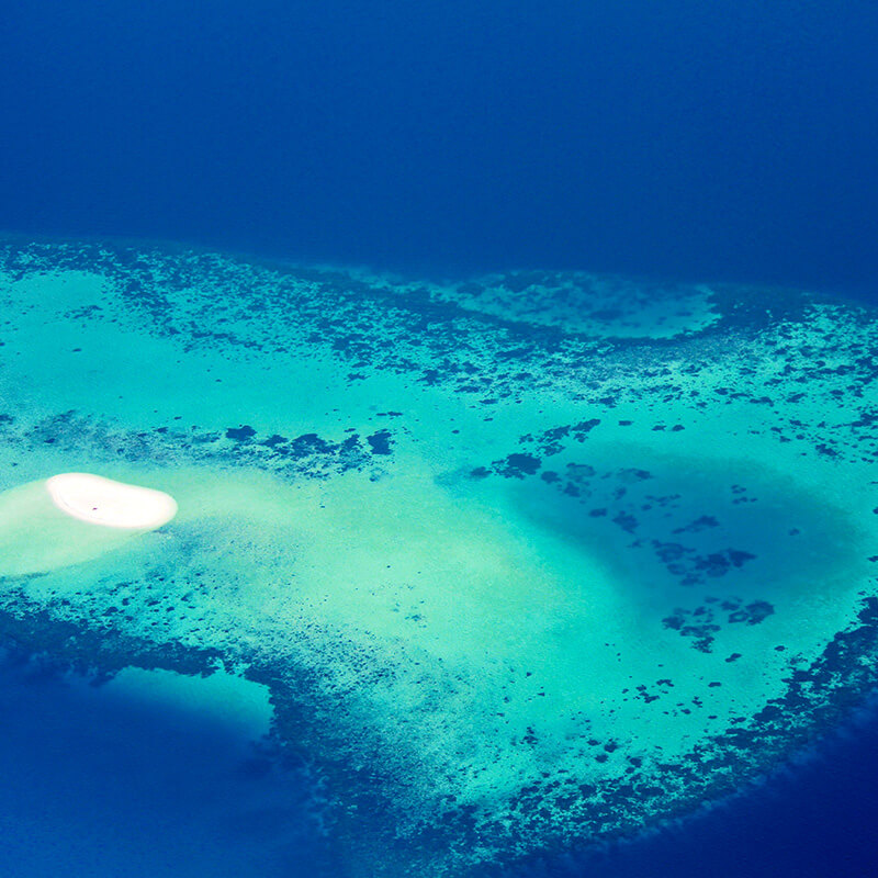 View more details about 马尔代夫沙坝之旅 holiday package at cn