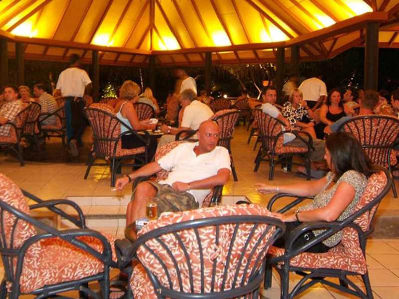 主酒吧 gallery images