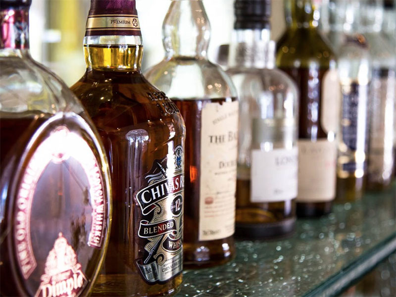 聚会酒吧 gallery images