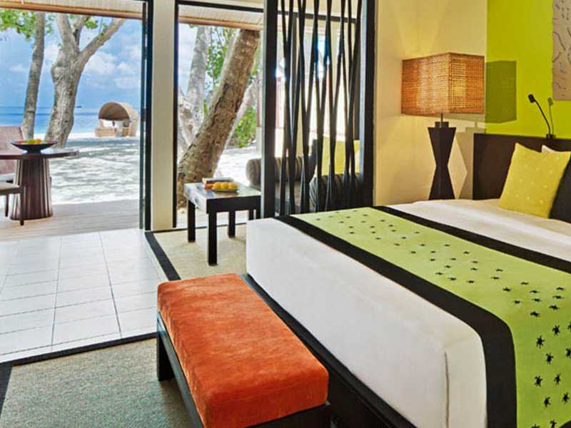 Beachfront Jet Pool Villa gallery images