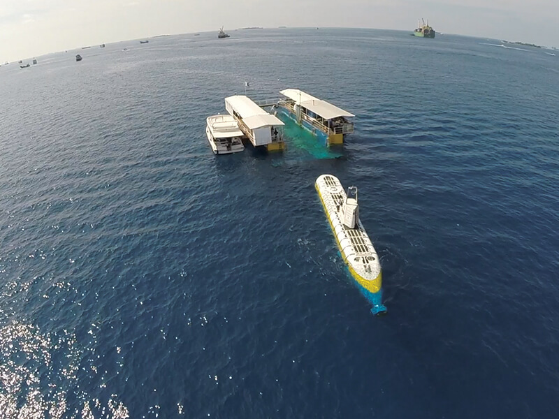 Submarine cruise in Maldives